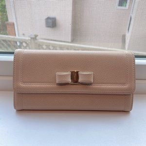 Salvatore Ferragamo Vara Bow Long Wallet